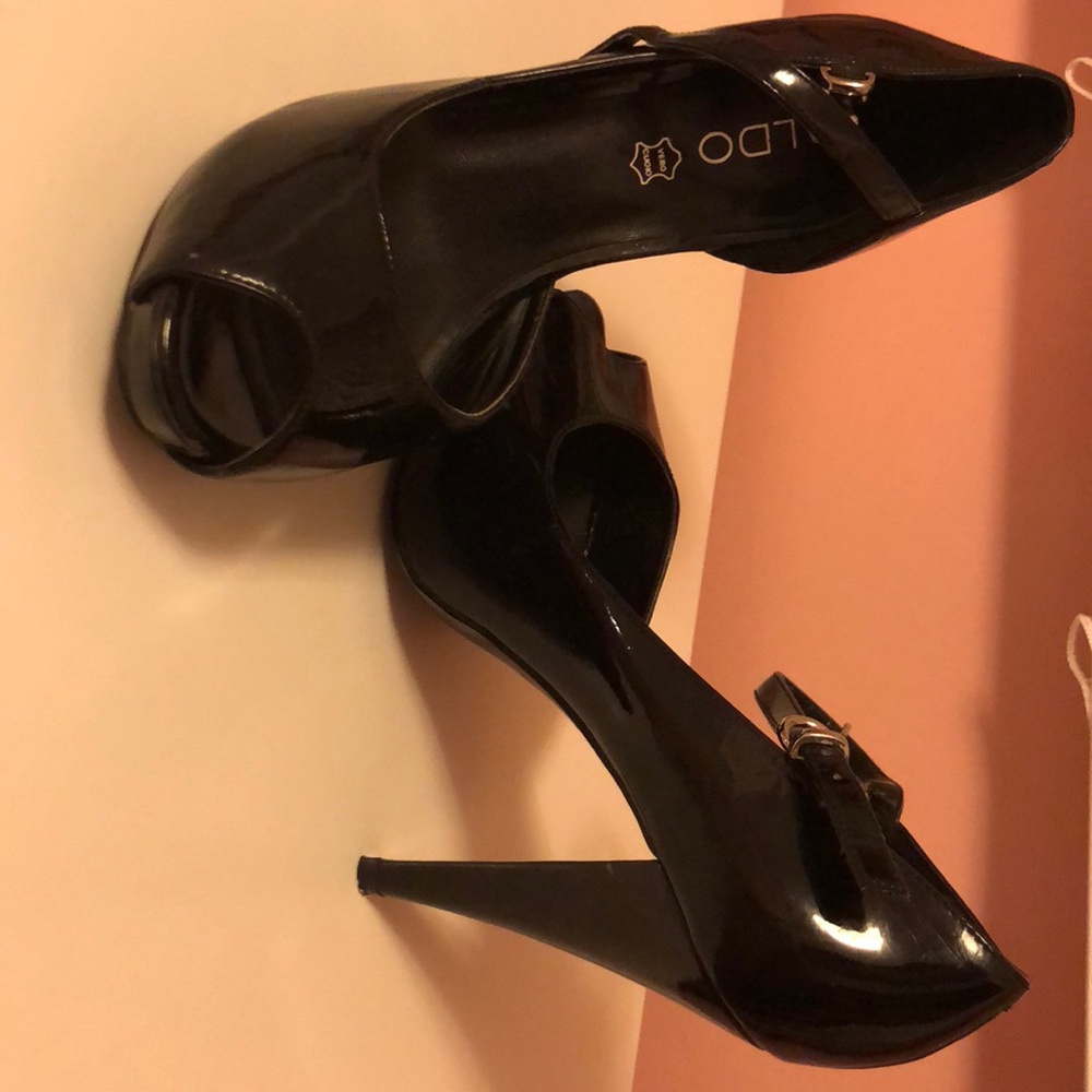 Aldo black size 37 pump Mary Jane